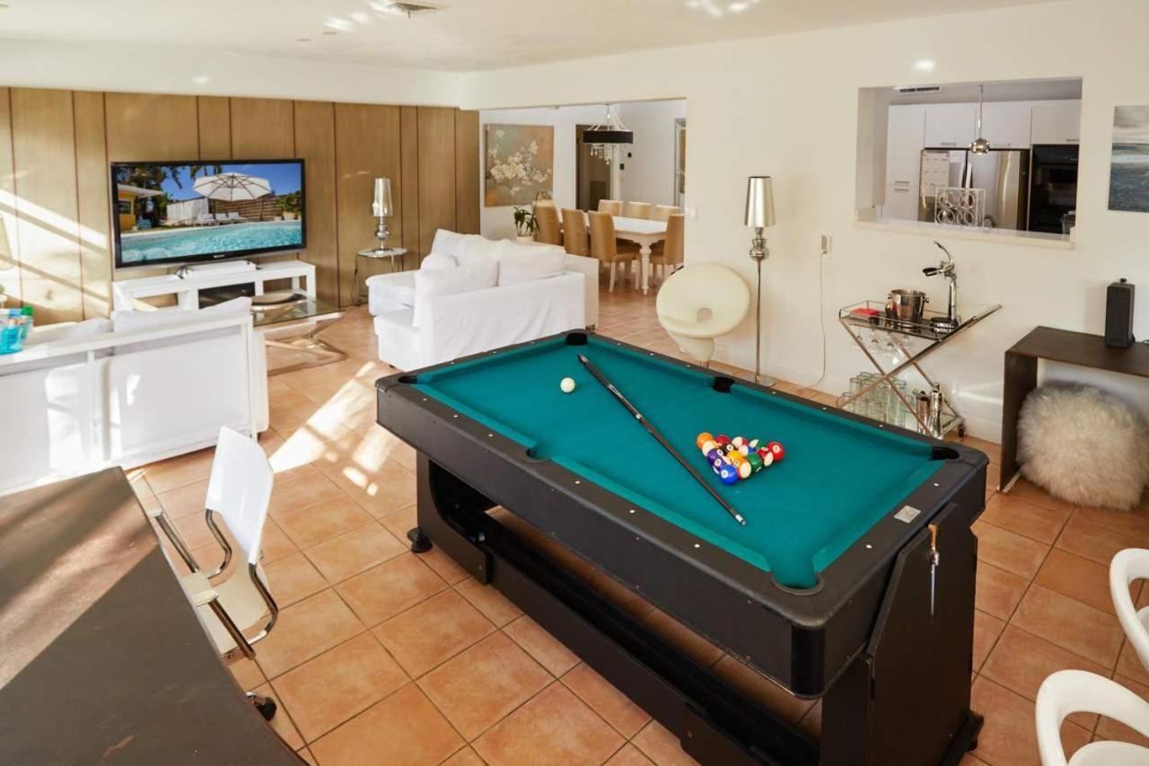 Ferienhaus Pool Oasis *