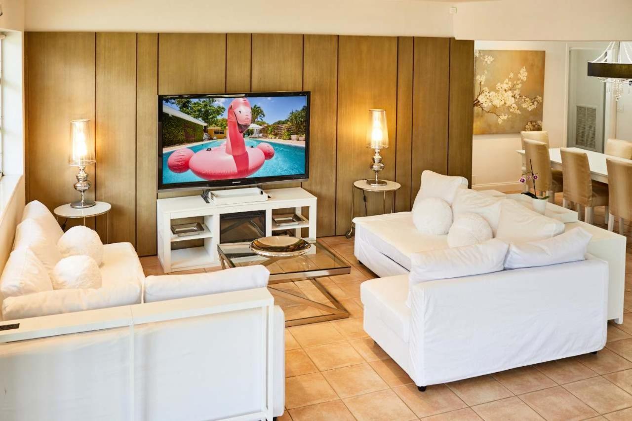 Pool Oasis Ferienhaus Miami